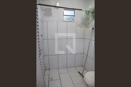 Casa à venda com 560m², 4 quartos e 4 vagas Casa à venda com 560m², 4 quartos e 4 vagasBanheiro de serviço