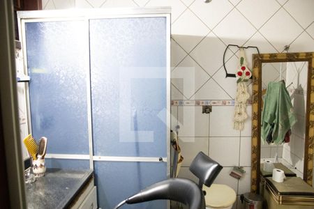 Casa à venda com 560m², 4 quartos e 4 vagas Casa à venda com 560m², 4 quartos e 4 vagasBanheiro da Suíte 2