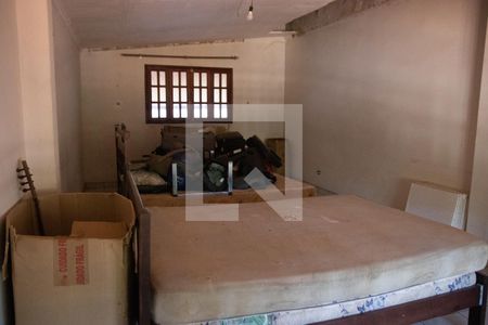 Casa à venda com 560m², 4 quartos e 4 vagas Casa à venda com 560m², 4 quartos e 4 vagasOutros