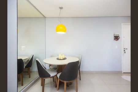 Apartamento à venda com 2 quartos, 69m² em Vila Vermelha, São Paulo
