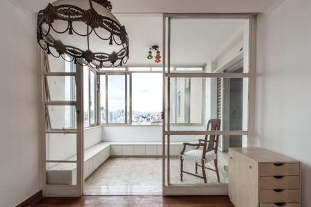 Apartamento à venda com 3 quartos, 220m² em Morro dos Ingleses, São Paulo