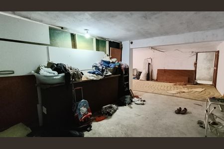 Porão de casa para alugar com 2 quartos, 100m² em Recreio Bela Vista, Suzano
