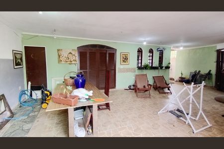 Quintal de casa para alugar com 2 quartos, 100m² em Recreio Bela Vista, Suzano