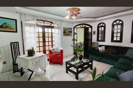Casa para alugar com 2 quartos, 100m² em Recreio Bela Vista, Suzano