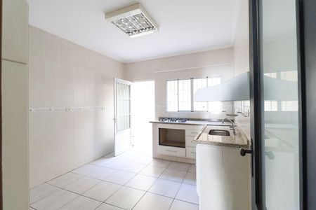 Casa para alugar com 2 quartos, 115m² em Vila Maria Baixa, São Paulo