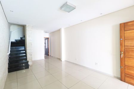 Casa para alugar com 2 quartos, 115m² em Vila Maria Baixa, São Paulo