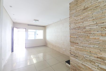 Casa para alugar com 115m², 2 quartos e 1 vaga