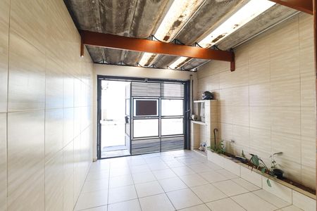 Casa para alugar com 115m², 2 quartos e 1 vaga