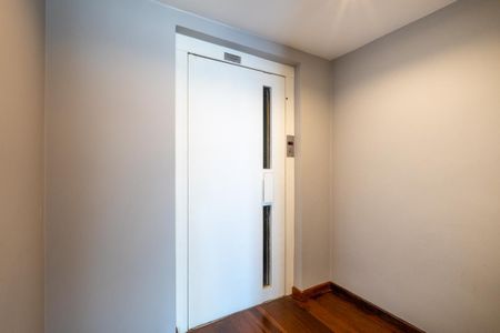 Apartamento à venda com 2 quartos, 95m² em Moema, São Paulo