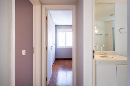 Apartamento à venda com 2 quartos, 95m² em Moema, São Paulo