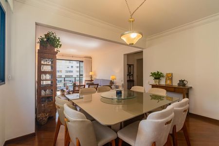 Apartamento à venda com 152m², 3 quartos e 2 vagas