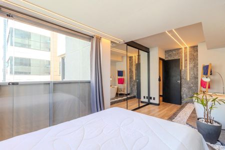 Apartamento à venda com 2 quartos, 72m² em Indianópolis, São Paulo