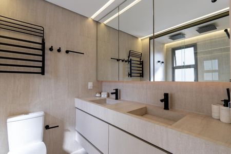 Apartamento à venda com 2 quartos, 130m² em Pinheiros, São Paulo