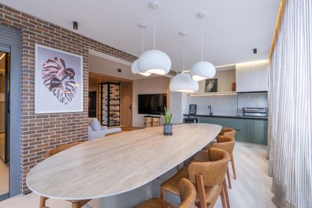 Apartamento à venda com 2 quartos, 130m² em Pinheiros, São Paulo