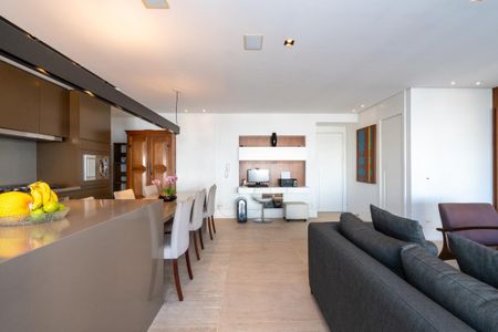Apartamento à venda com 138m², 2 quartos e 2 vagas