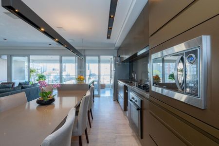 Apartamento à venda com 138m², 2 quartos e 2 vagas