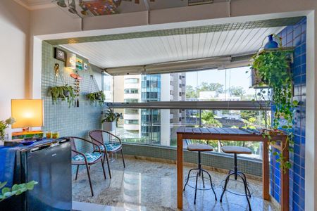 Apartamento à venda com 3 quartos, 133m² em Real Parque, São Paulo
