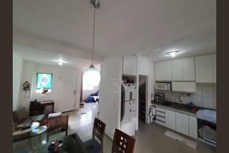Casa de condomínio à venda com 140m², 4 quartos e 2 vagas