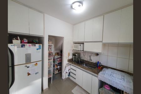 Casa de condomínio à venda com 140m², 4 quartos e 2 vagas