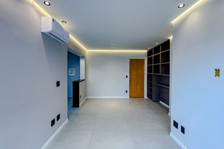 Apartamento à venda com 42m², 1 quarto e 1 vagaSala