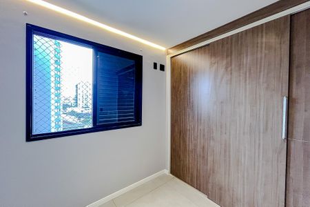 Apartamento à venda com 42m², 1 quarto e 1 vagaQuarto