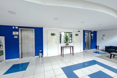 Apartamento à venda com 42m², 1 quarto e 1 vagaHall social