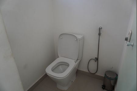 Banheiro da Suíte 1 de casa de condomínio à venda com 5 quartos, 460m² em Colinas da Anhanguera, Santana de Parnaíba