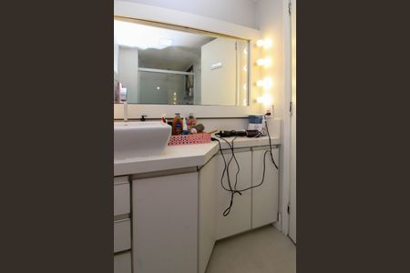 Banheiro Suíte de apartamento para alugar com 1 quarto, 37m² em Vila Suzana, São Paulo