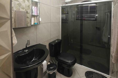 Casa à venda com 130m², 2 quartos e 2 vagas Casa à venda com 130m², 2 quartos e 2 vagasBanheiro Social