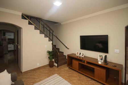 Sala de casa à venda com 2 quartos, 130m² em Jardim Sapopemba, São Paulo