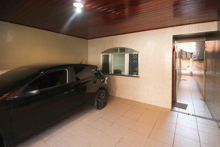 Casa à venda com 130m², 2 quartos e 2 vagas Casa à venda com 130m², 2 quartos e 2 vagasGaragem