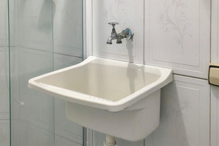 Banheiro  de apartamento para alugar com 1 quarto, 50m² em Cidade Ocian, Praia Grande