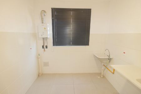 Cozinha e Área de Serviço de apartamento para alugar com 1 quarto, 43m² em Santa Cruz, Rio de Janeiro