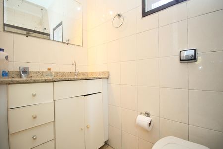 Casa à venda com 124m², 3 quartos e 1 vagaBanheiro da Suíte