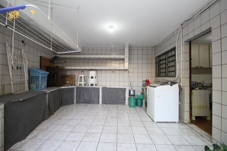 Casa à venda com 124m², 3 quartos e 1 vagaÁrea de Serviço