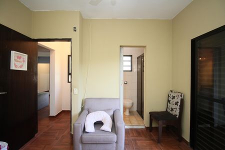 Casa à venda com 124m², 3 quartos e 1 vagaSuíte