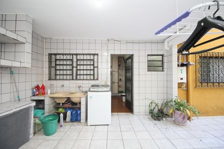 Casa à venda com 124m², 3 quartos e 1 vagaÁrea de Serviço