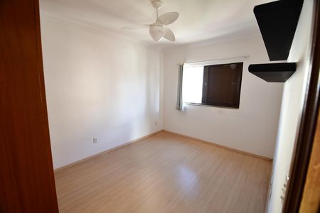Apartamento para alugar com 74m², 2 quartos e 1 vagaQuarto 1