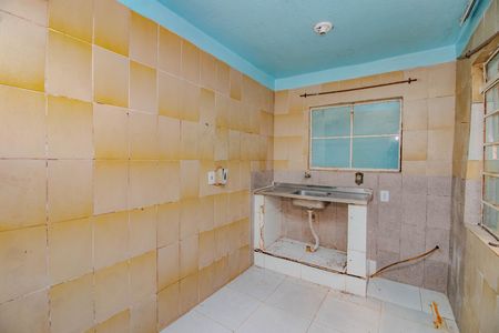Cozinha de casa para alugar com 3 quartos, 80m² em Farrapos, Porto Alegre