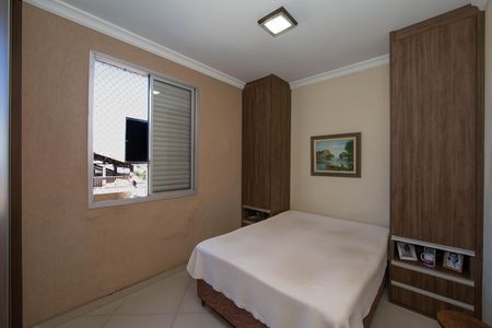 Apartamento à venda com 100m², 3 quartos e 1 vagaQUARTO2
