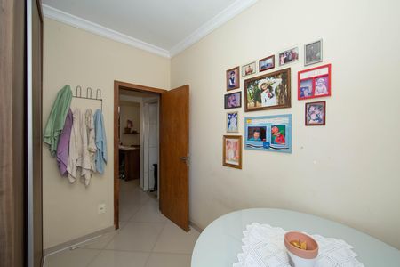 Apartamento à venda com 100m², 3 quartos e 1 vagaQUARTO1