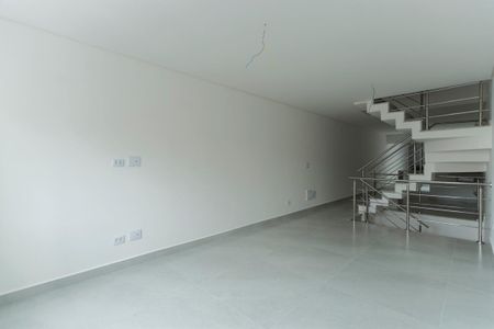 Sala de estar de casa à venda com 3 quartos, 145m² em Jardim São Paulo, São Paulo