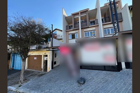 Fachada de casa à venda com 3 quartos, 145m² em Jardim São Paulo, São Paulo