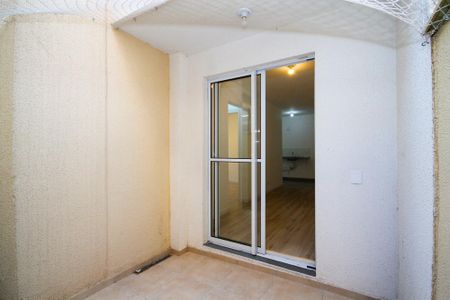 Varanda Sala de apartamento para alugar com 2 quartos, 80m² em Roselândia, Cotia