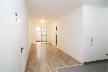 Entrada de apartamento para alugar com 2 quartos, 80m² em Roselândia, Cotia