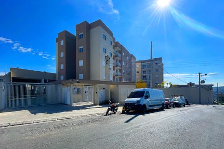 Apartamento para alugar com 80m², 2 quartos e 1 vaga Apartamento para alugar com 80m², 2 quartos e 1 vagaFachada Condomínio
