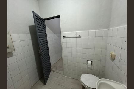 Casa para alugar com 76m², 1 quarto e sem vagaBanheiro