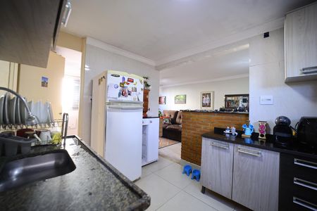 Cozinha de apartamento para alugar com 2 quartos, 57m² em Conjunto Habitacional Padre Jose de Anchieta, São Paulo