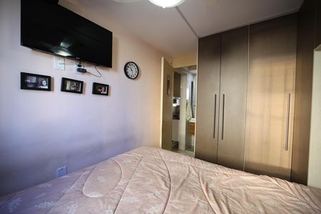 Apartamento à venda com 57m², 2 quartos e 1 vagaQuarto 2