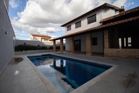 Casa de condomínio para alugar com 450m², 7 quartos e 3 vagas Casa de condomínio para alugar com 450m², 7 quartos e 3 vagasPiscina